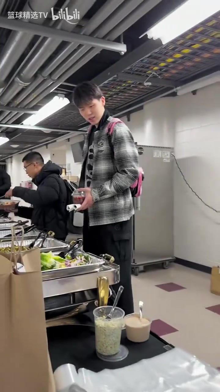 1xBET官网入口-杨瀚森赛后都吃什么？来看看开拓者&amp;湖人&amp;掘金三队的赛后餐